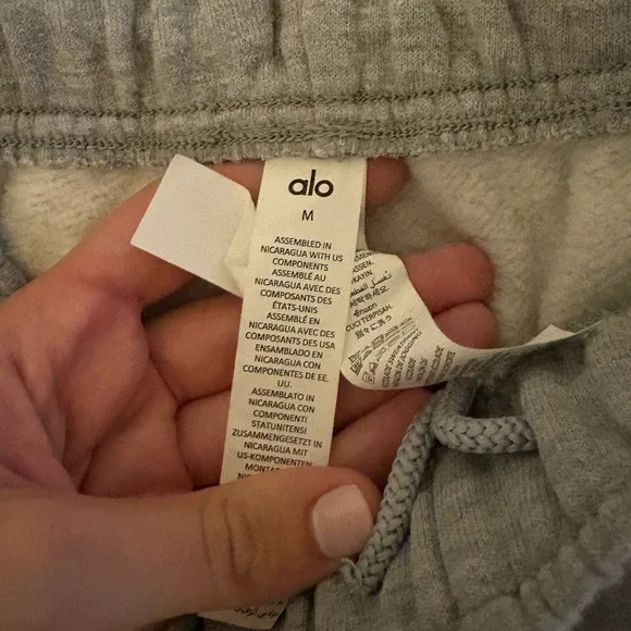 ALO Accolade sweatsuit in athletic heather grey - Picture 6 of 9